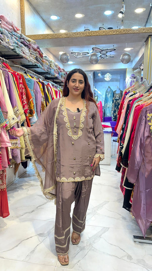 ‘CHANDRIKA’ Stunning Suit With Lace Work FS67