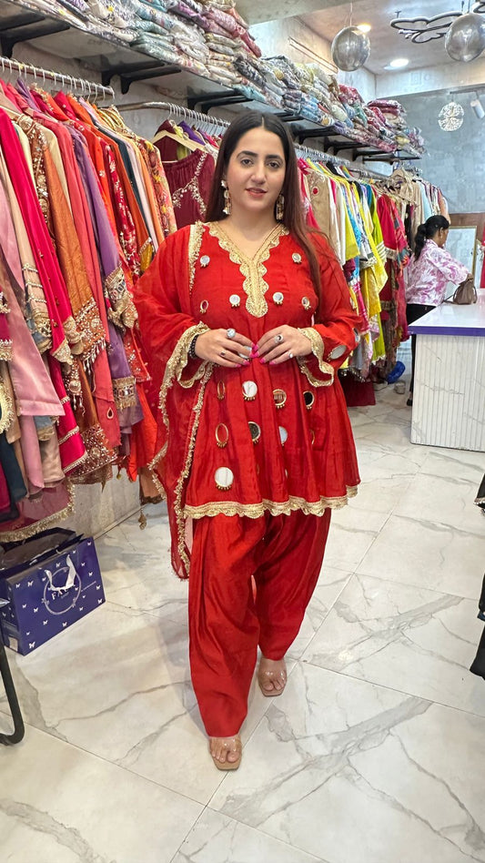 "AINA" Beautiful Mirror Work Suit With Lace Work FS71