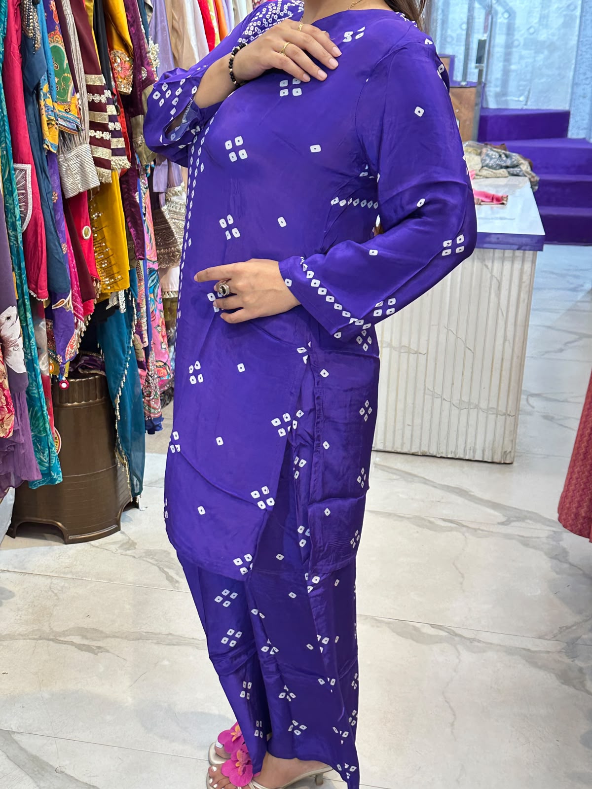 ‘JAMUNI’ Elegant Suit With Round Neck FS237
