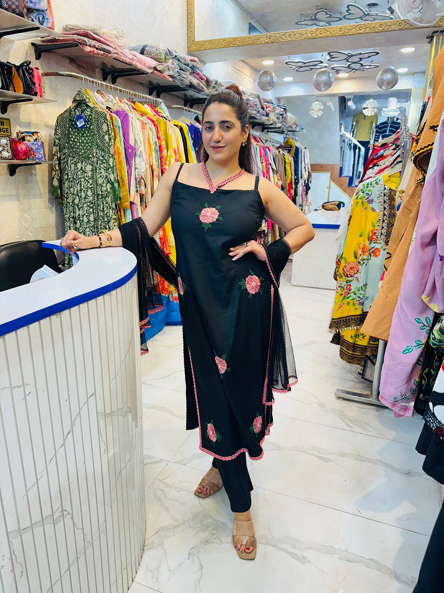 'NOORA' Flower Work Suit With Lace Work FS230