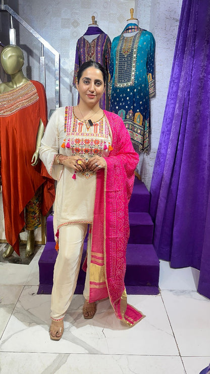 "NOORPAN" OFF-WHITE WITH BANDHANI DUPATTA FS27