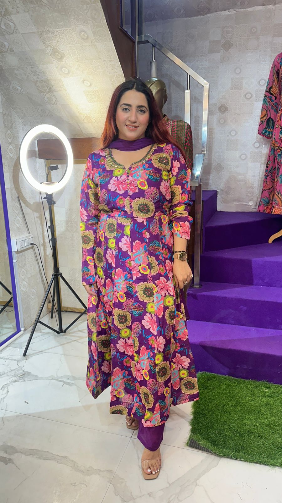 "TASVEER" Floral Elegance with a Touch of Royalty FS57