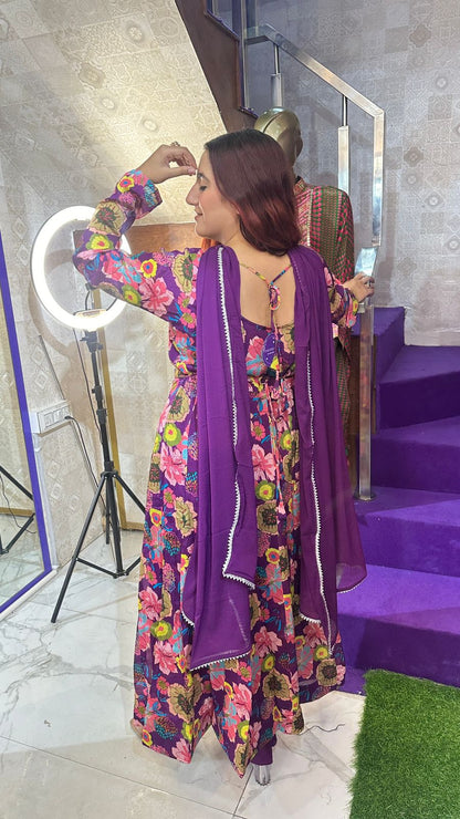 "TASVEER" Floral Elegance with a Touch of Royalty FS57