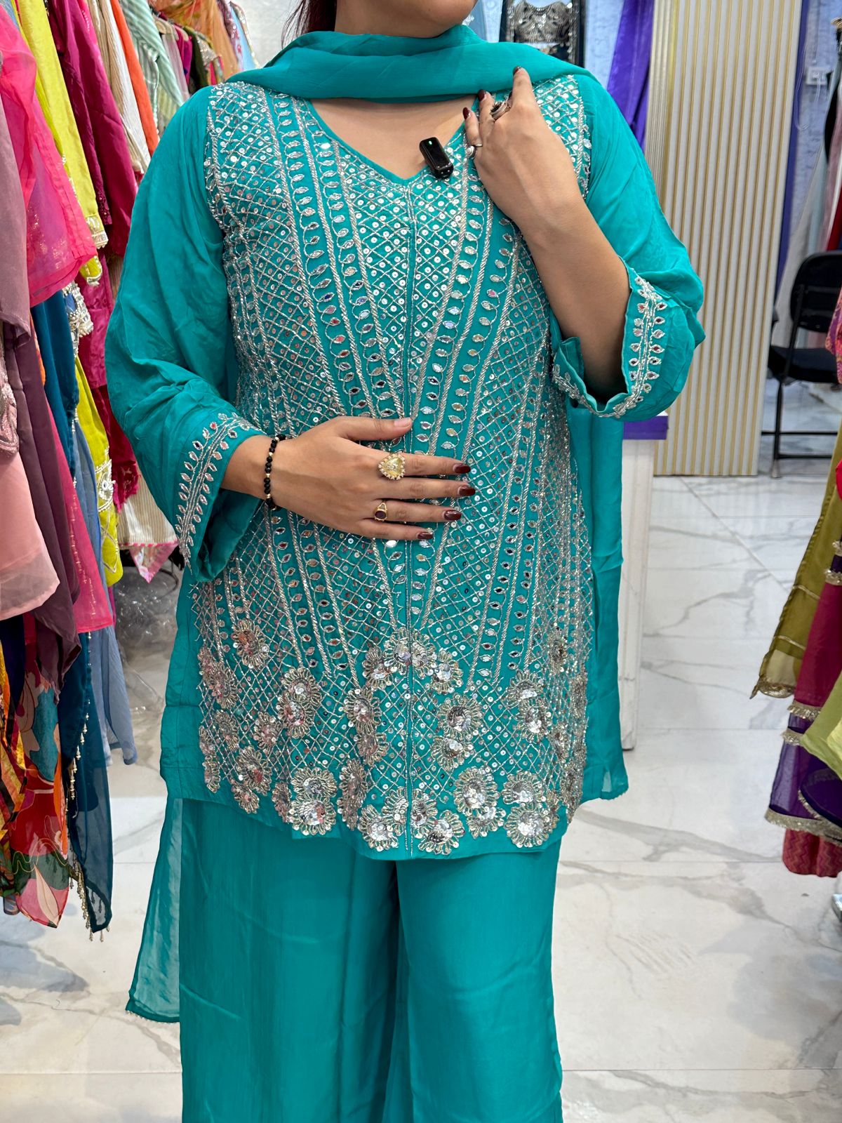 "AUREEN" Beautiful Short Suit With Mirror Work FS97