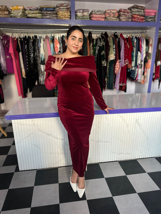 Elegant Velvet dress with fur FS136