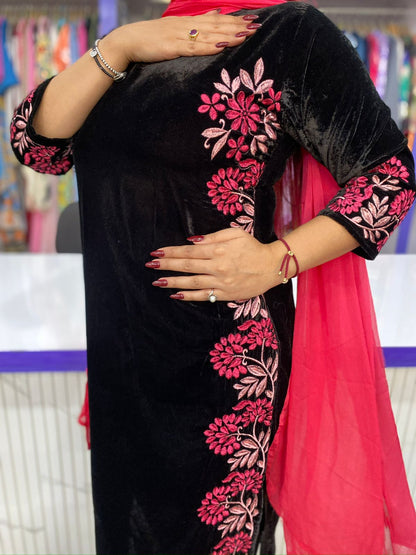 Kashmiri Velvet Suit FS158