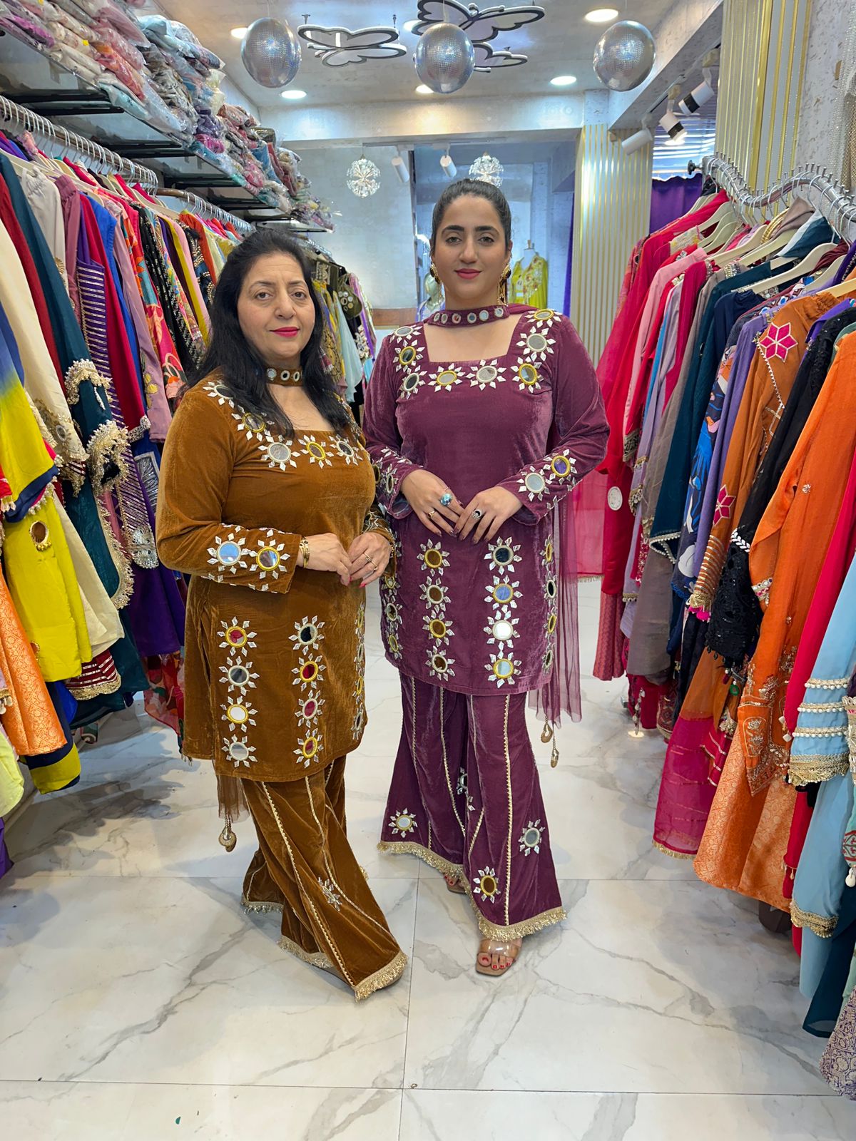 "ROSH" 3 Piece Bell-bottoms Suit With Mirror Work FS163