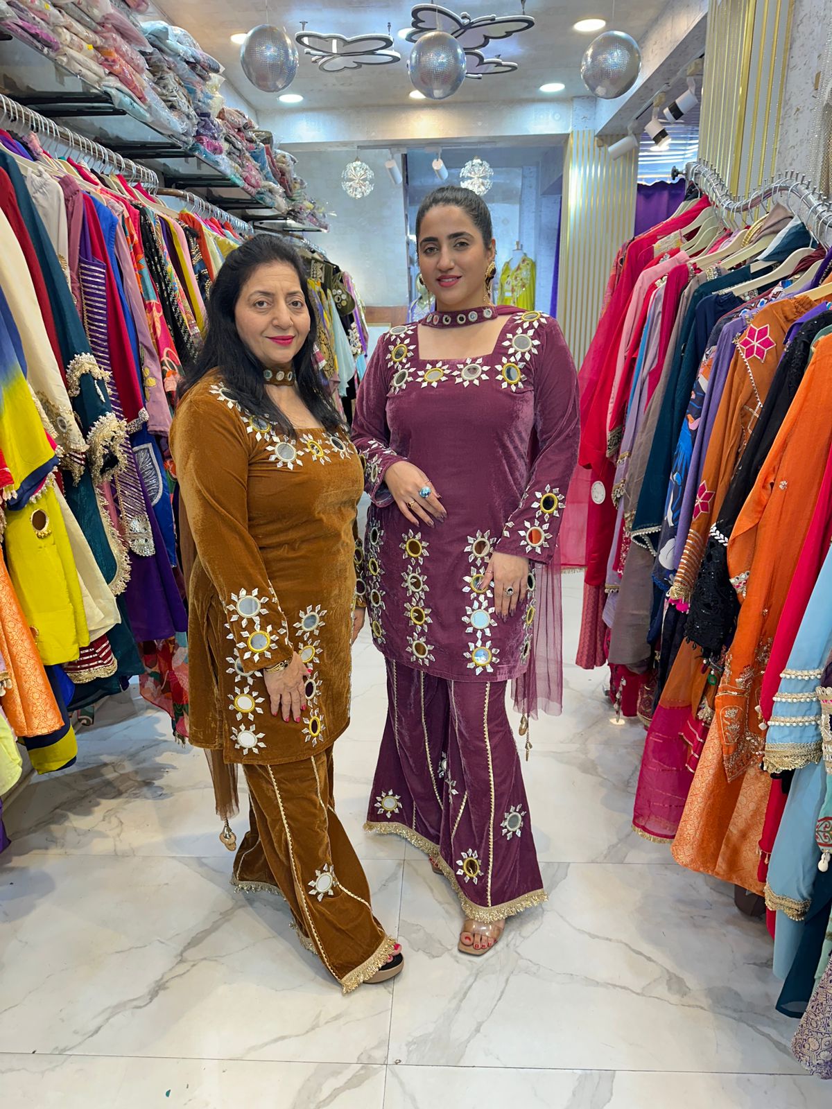 "ROSH" 3 Piece Bell-bottoms Suit With Mirror Work FS163