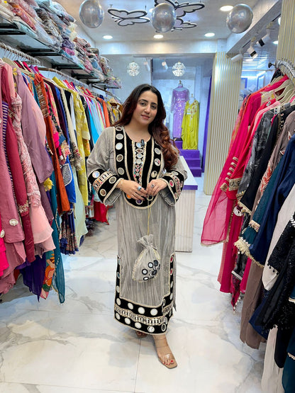 "TAJ" Grey Phiran with Potli FS165