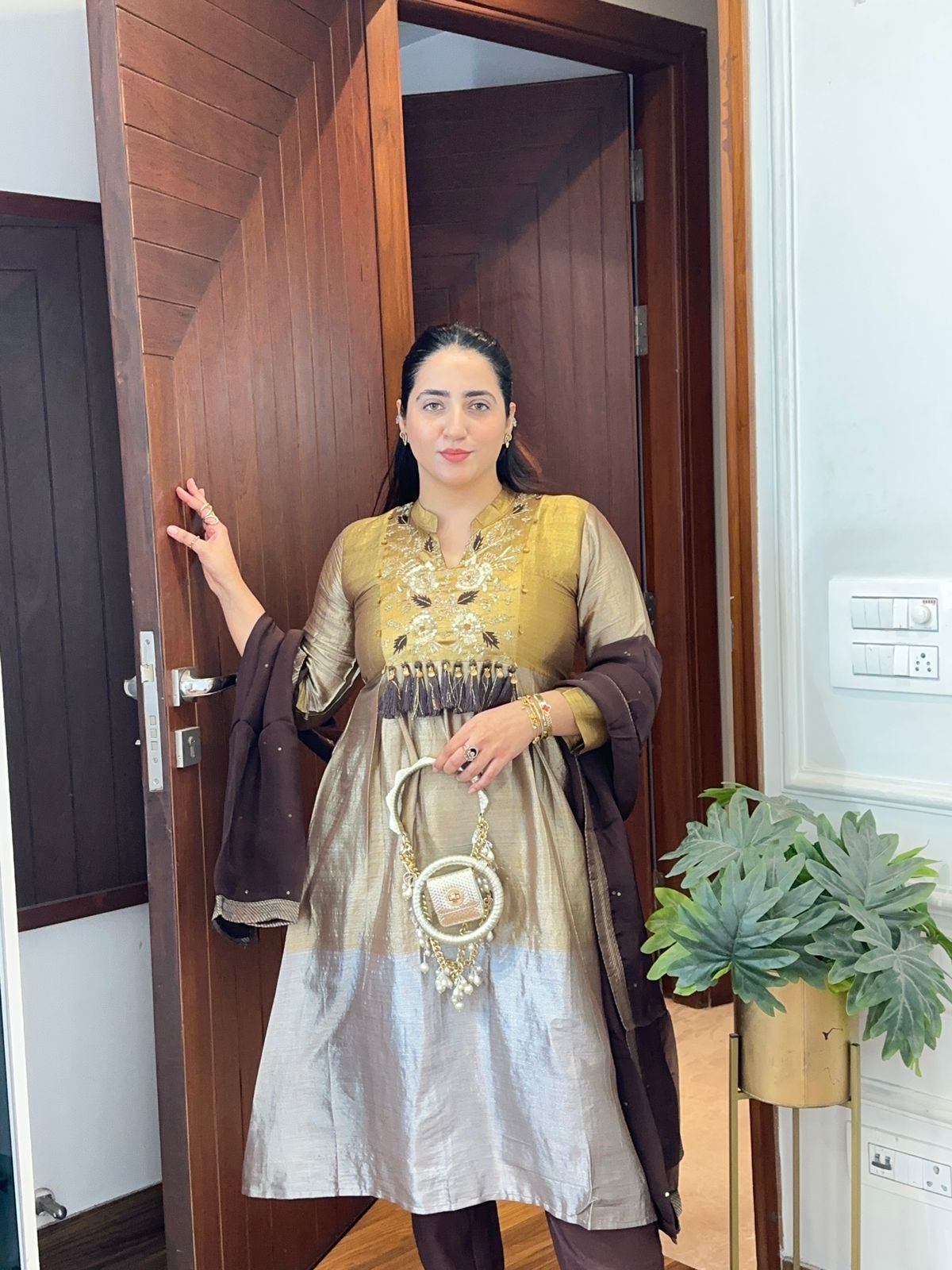 "ISHWARI" Elegant Party Wear Suit With Dual Tone FS171