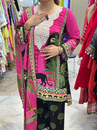 'Lakhina' Stunning Farshi Suit FS178