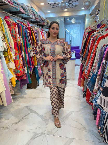 ‘RUHGUL’ Elegant Suit With Flower Design FS238