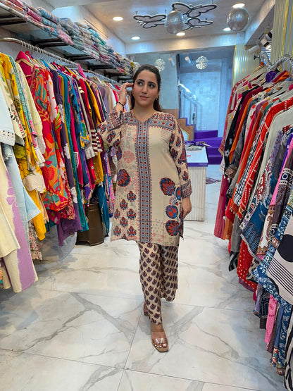‘RUHGUL’ Elegant Suit With Flower Design FS238