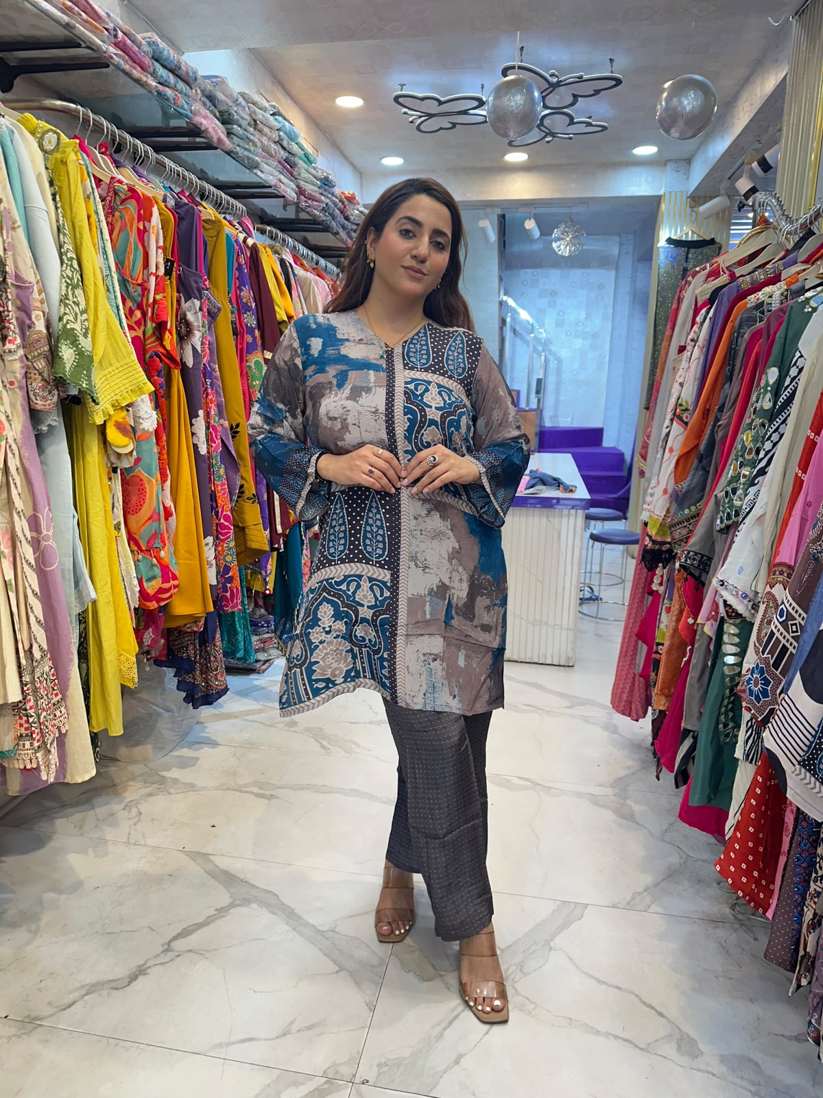 ‘REVA’ Beautiful Printed Suit FS243