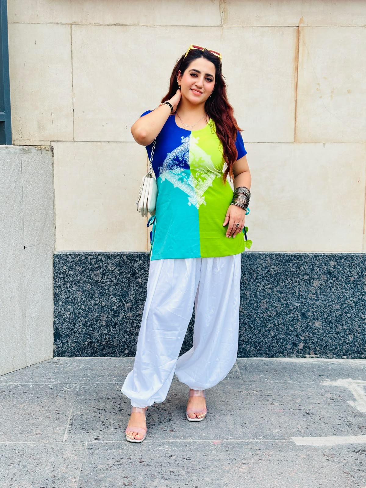 ‘GULPOSH’ Beautiful Short kurti with ballon pants FS248