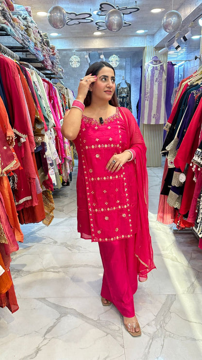 "GULAABO"  Beautiful Designer Suit FS55