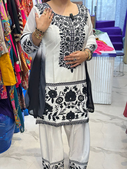 ‘AKSHARA’ Beautiful Suit With Embroidery Work FS195