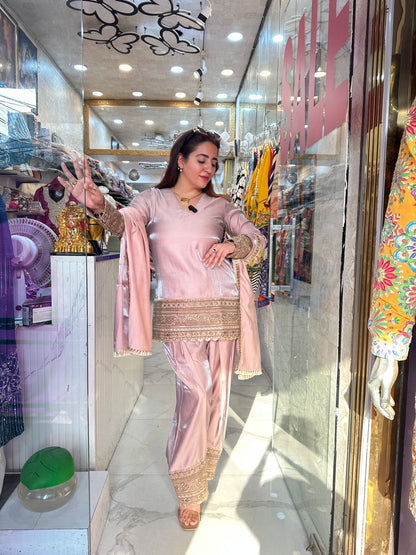 ‘PARIZA’ Beautiful Suit With Lace Work FS187