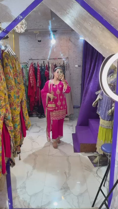 "PARI" Beautiful 4 Pieces Set with Potli FS100